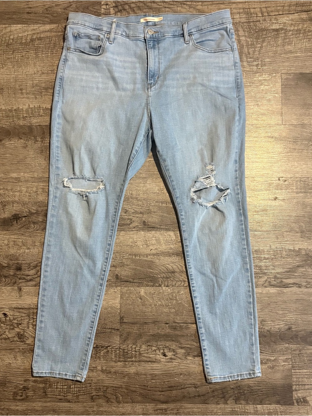 Levi’s 721 Jeans Women’s 18W Blue High Rise Skinny Denim